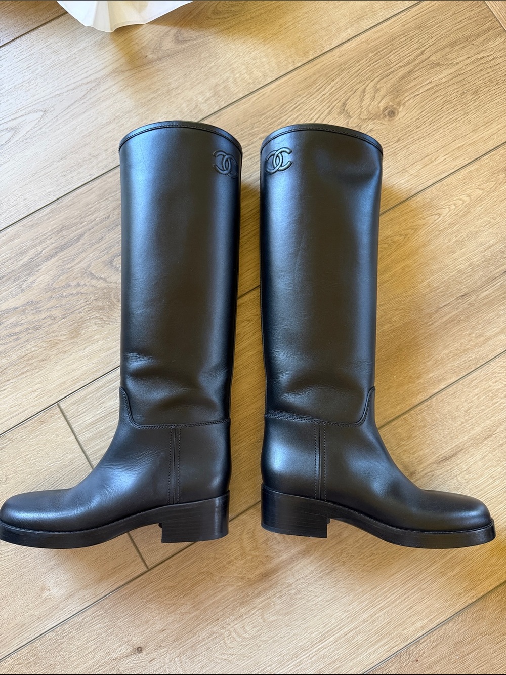 Chanel classic quilted CC riding boot 22B - Picture 3 of 11